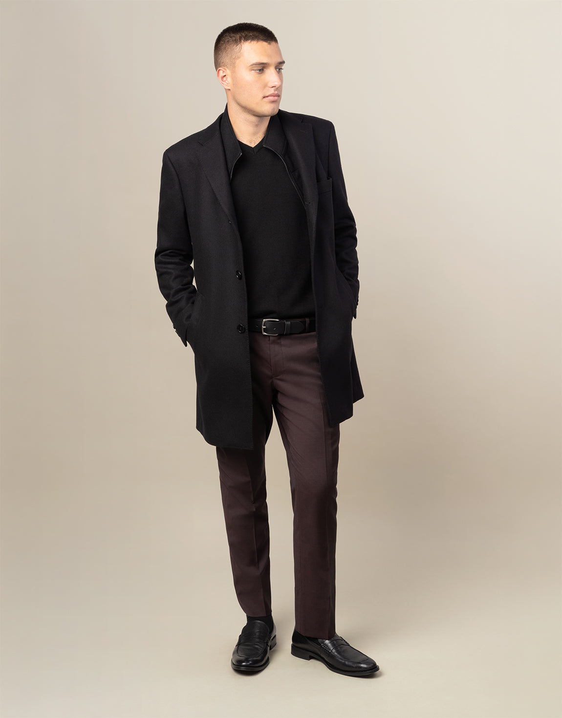 Ollie is 186cm wearing size M Regular