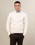 Ollie is 186cm wearing size M