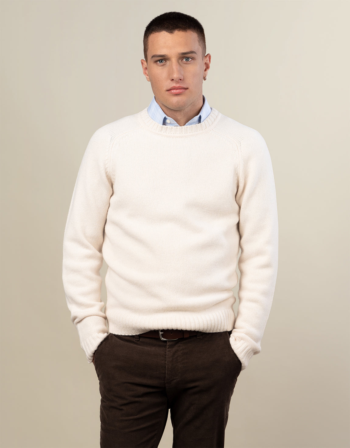 Ollie is 186cm wearing size M