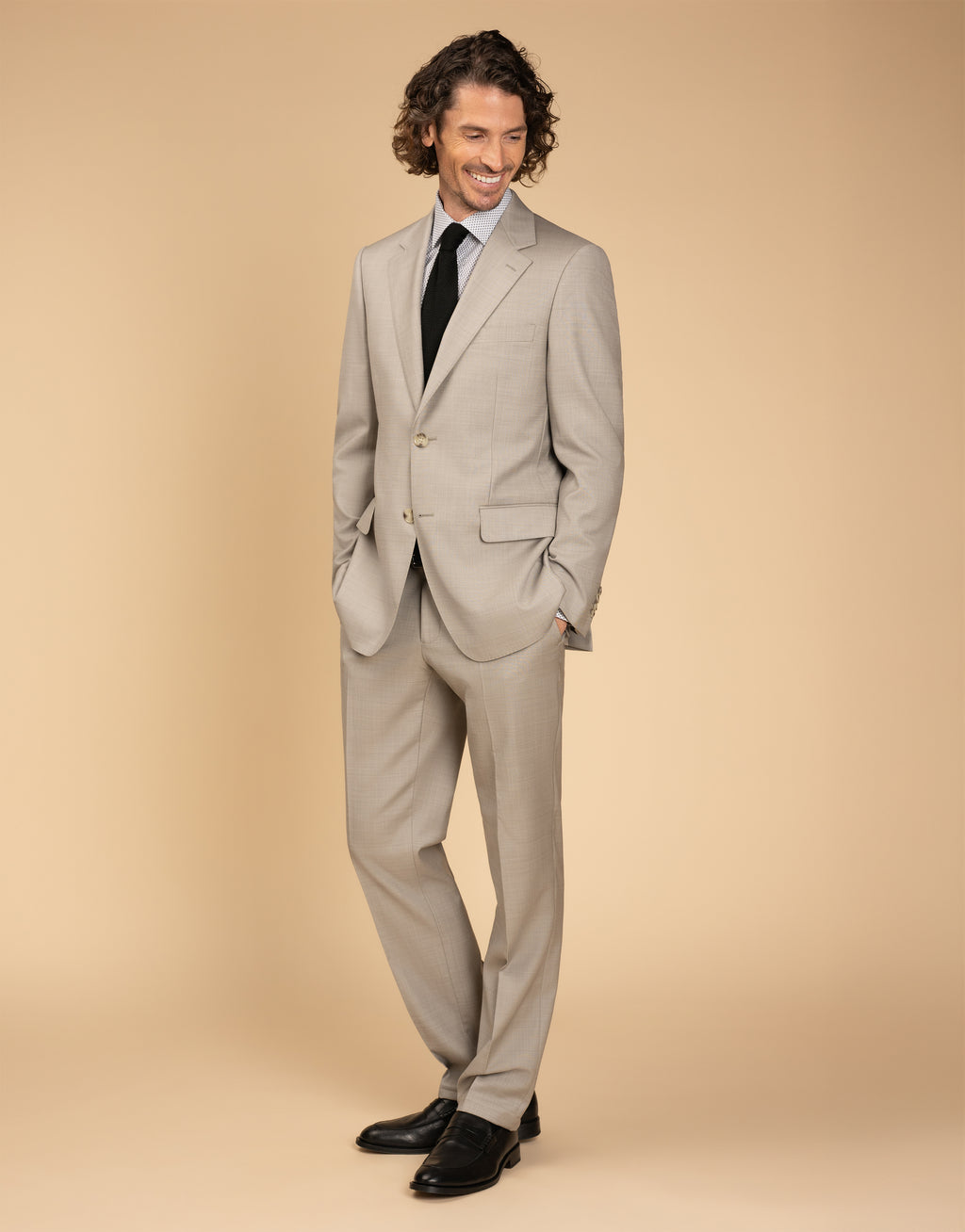 Tom is 185cm wearing size 96 Regular jacket & 84 trouser