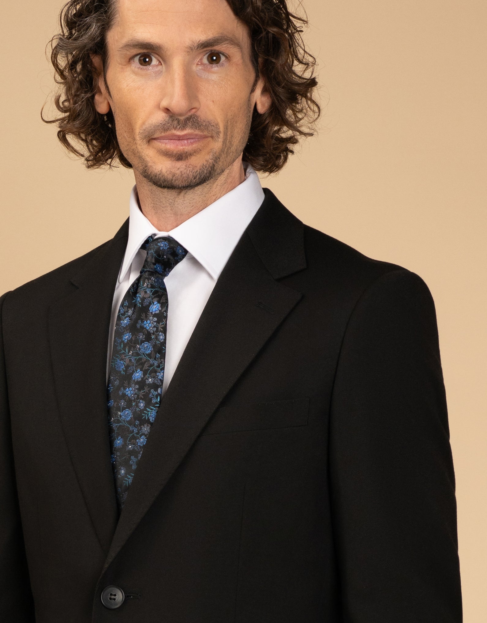Lido Black Suit