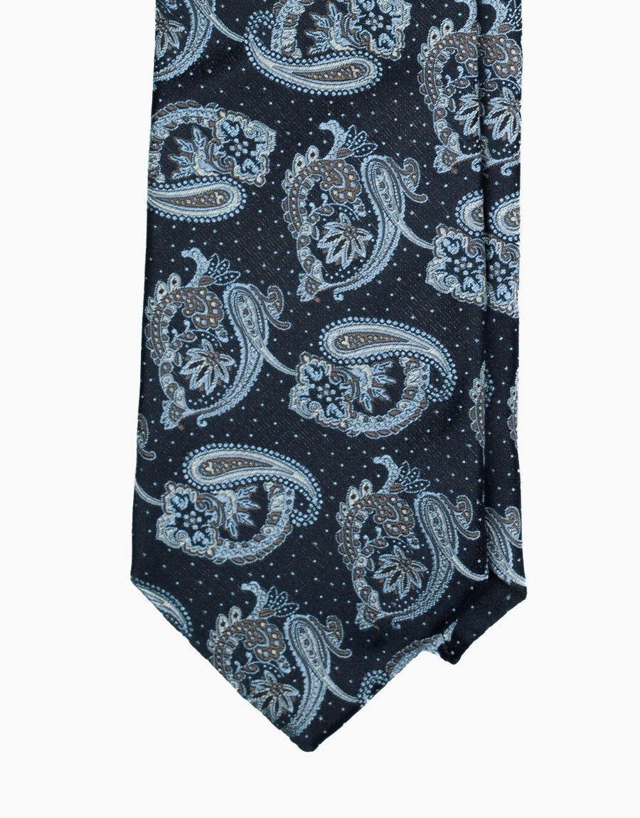 Black Paisley Jacquard Italian Silk Tie - tie point