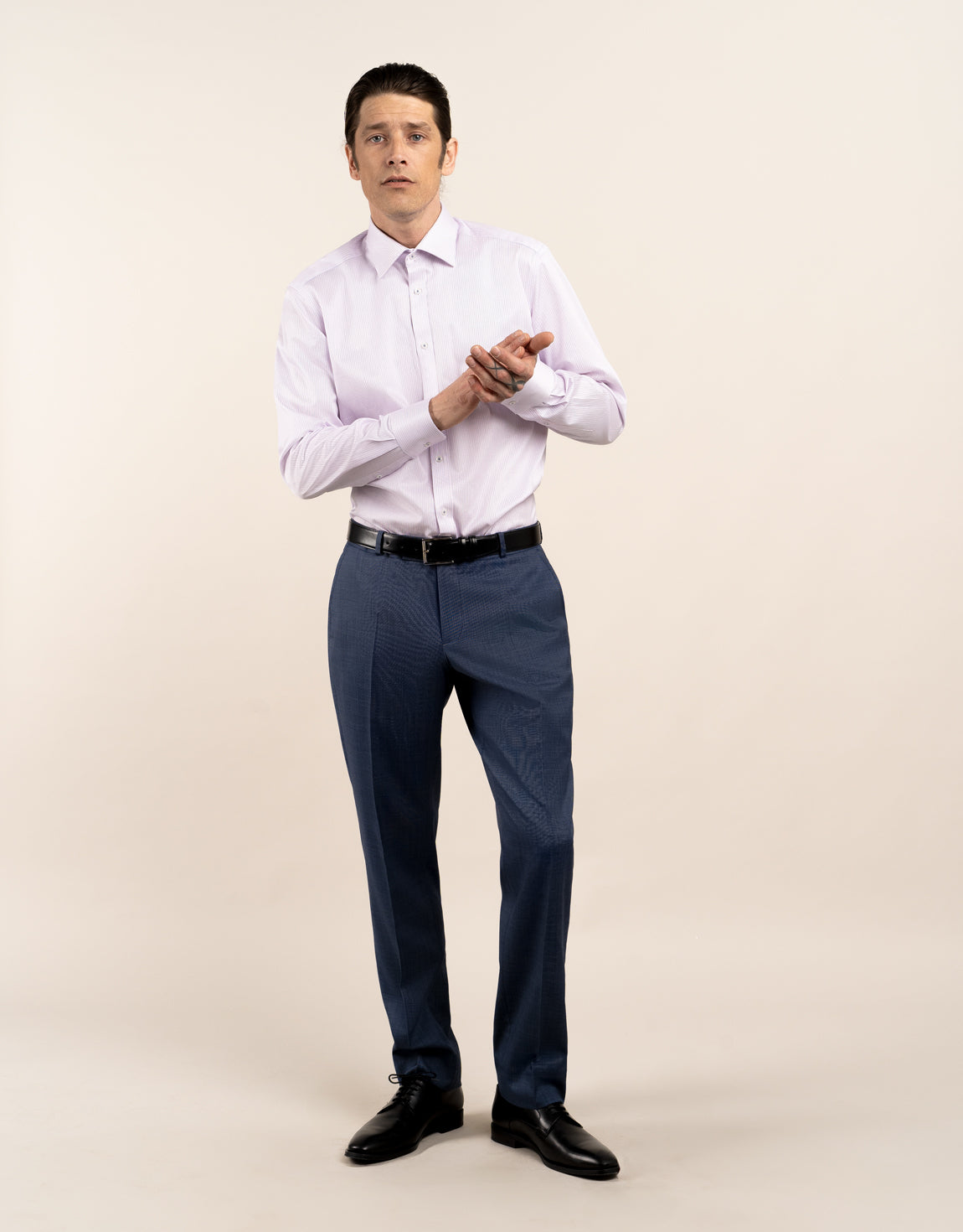 Vinnie is 185cm wearing size 84