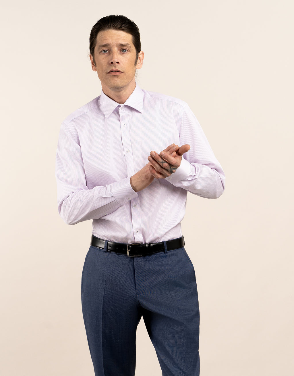 Vinnie is 185cm wearing size M Regular