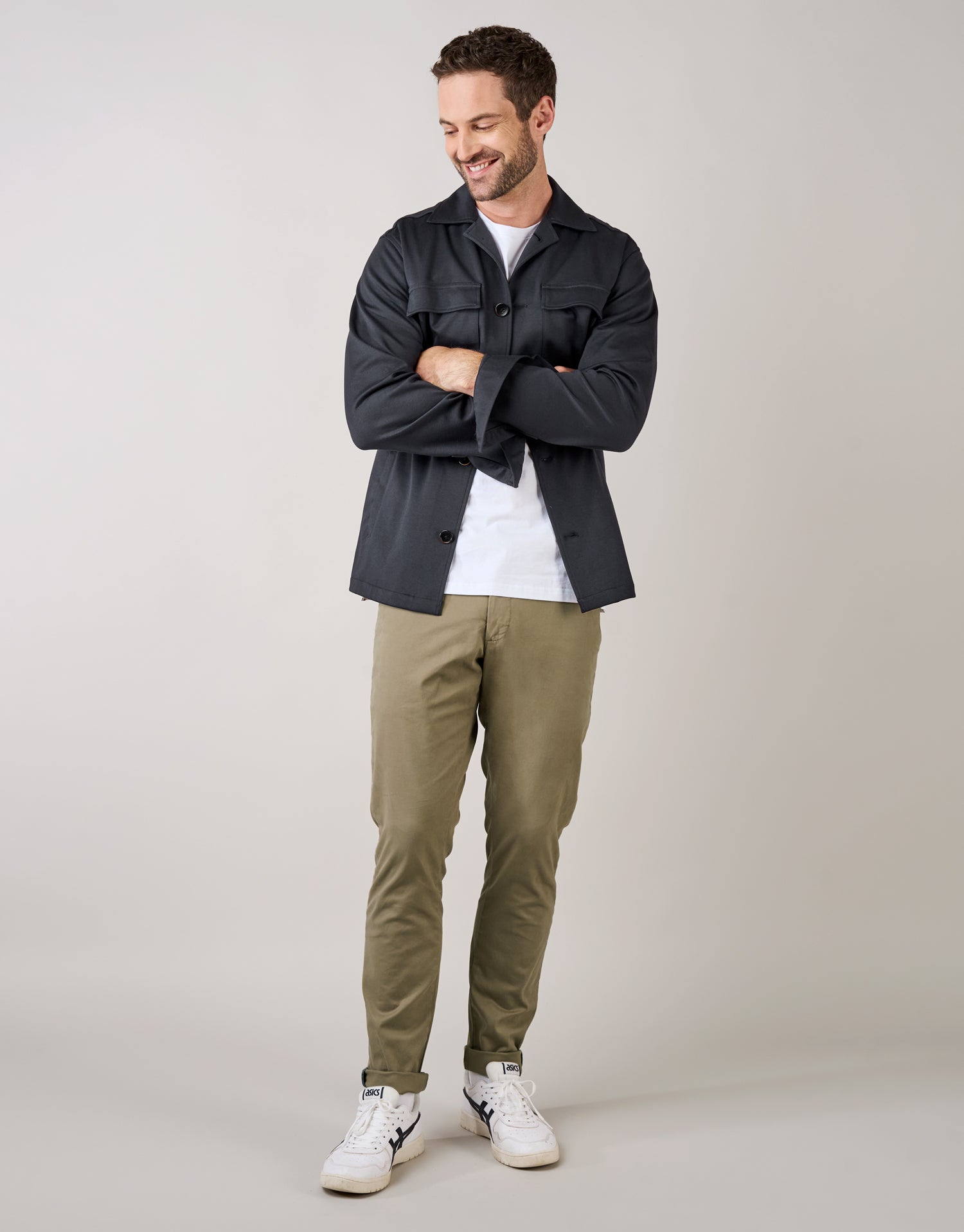 Mack is 190cm wearing size 34