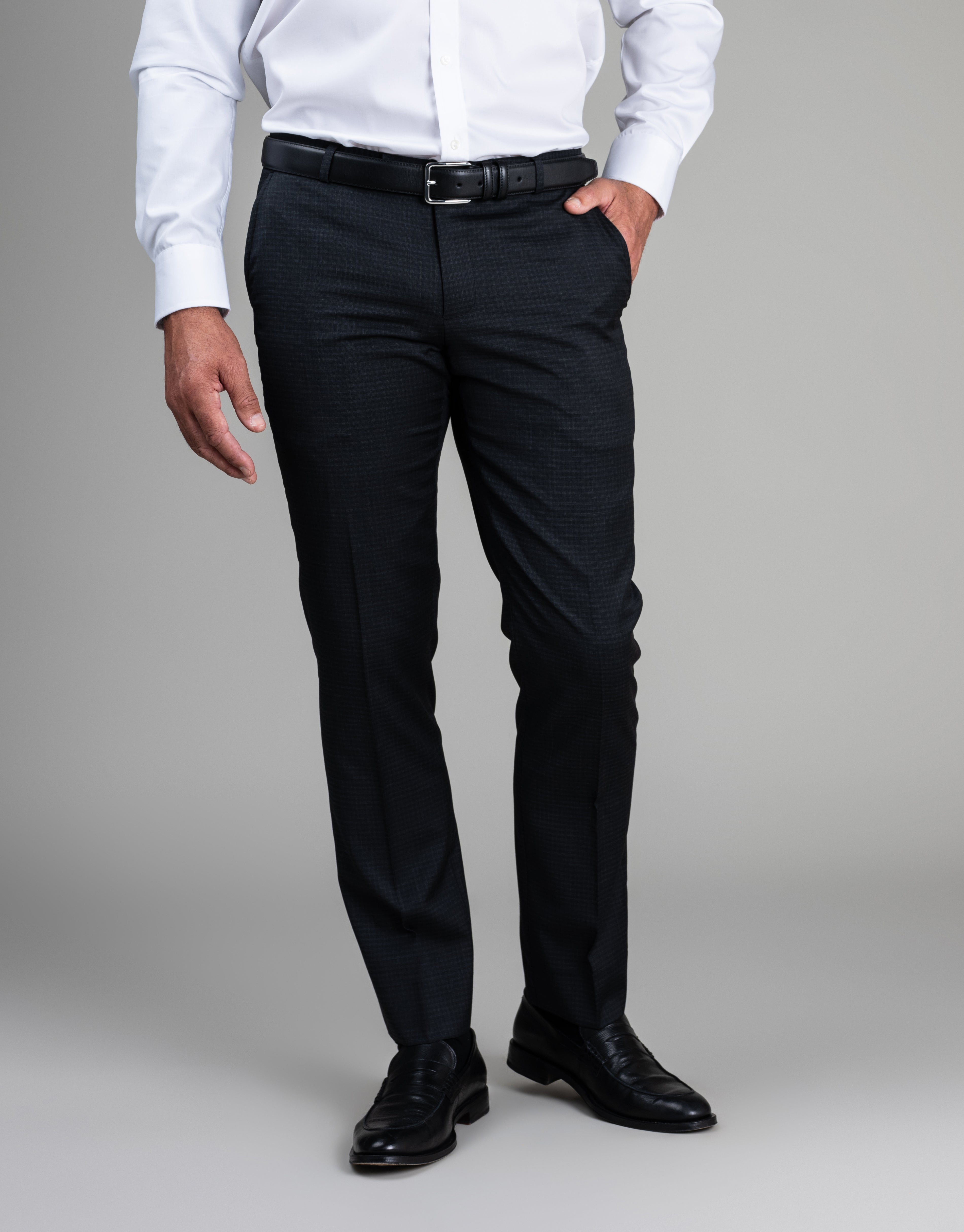 Scott is 191cm wearing size 92