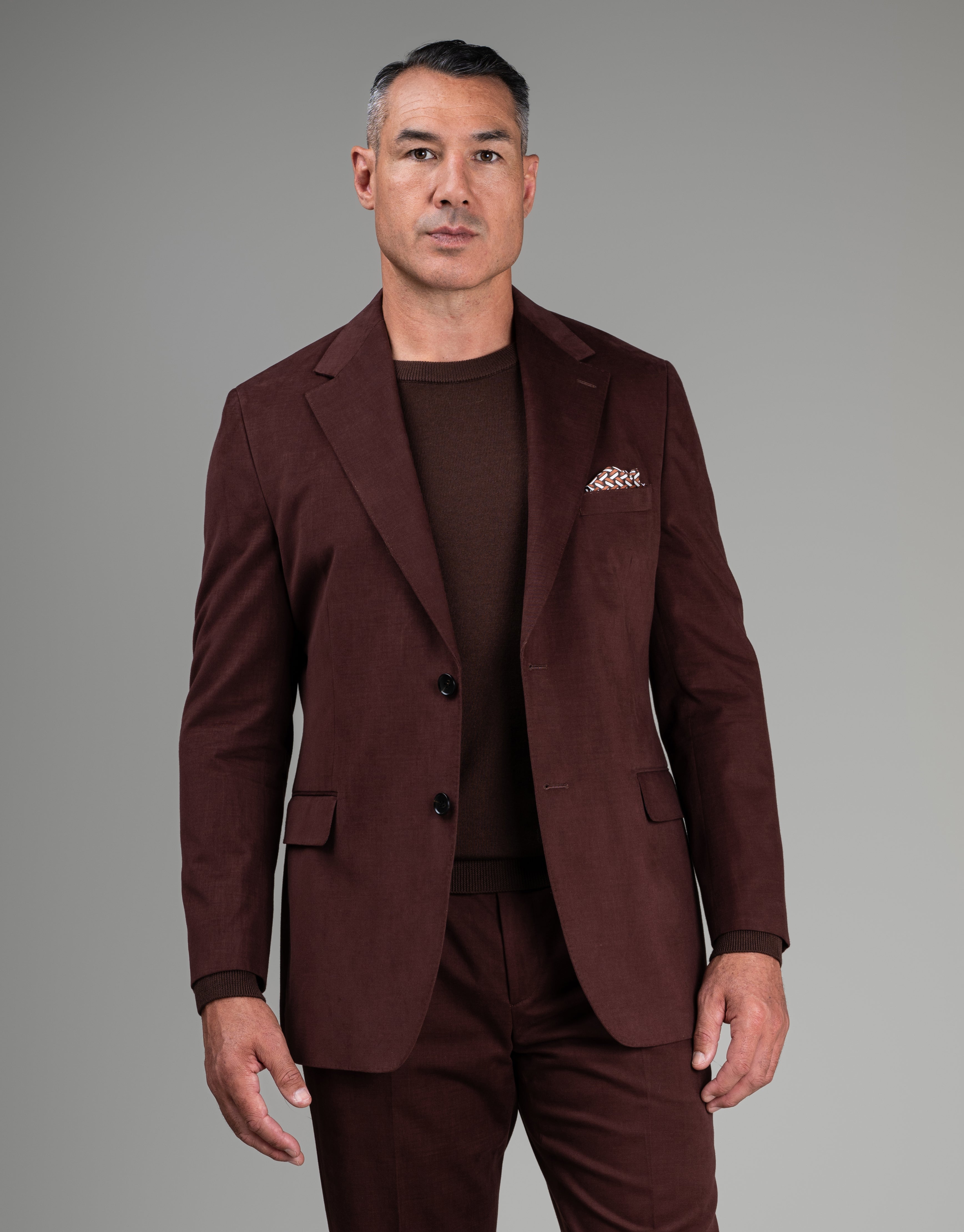 Scott is 191cm wearing size 112 Tall jacket & 92 trouser